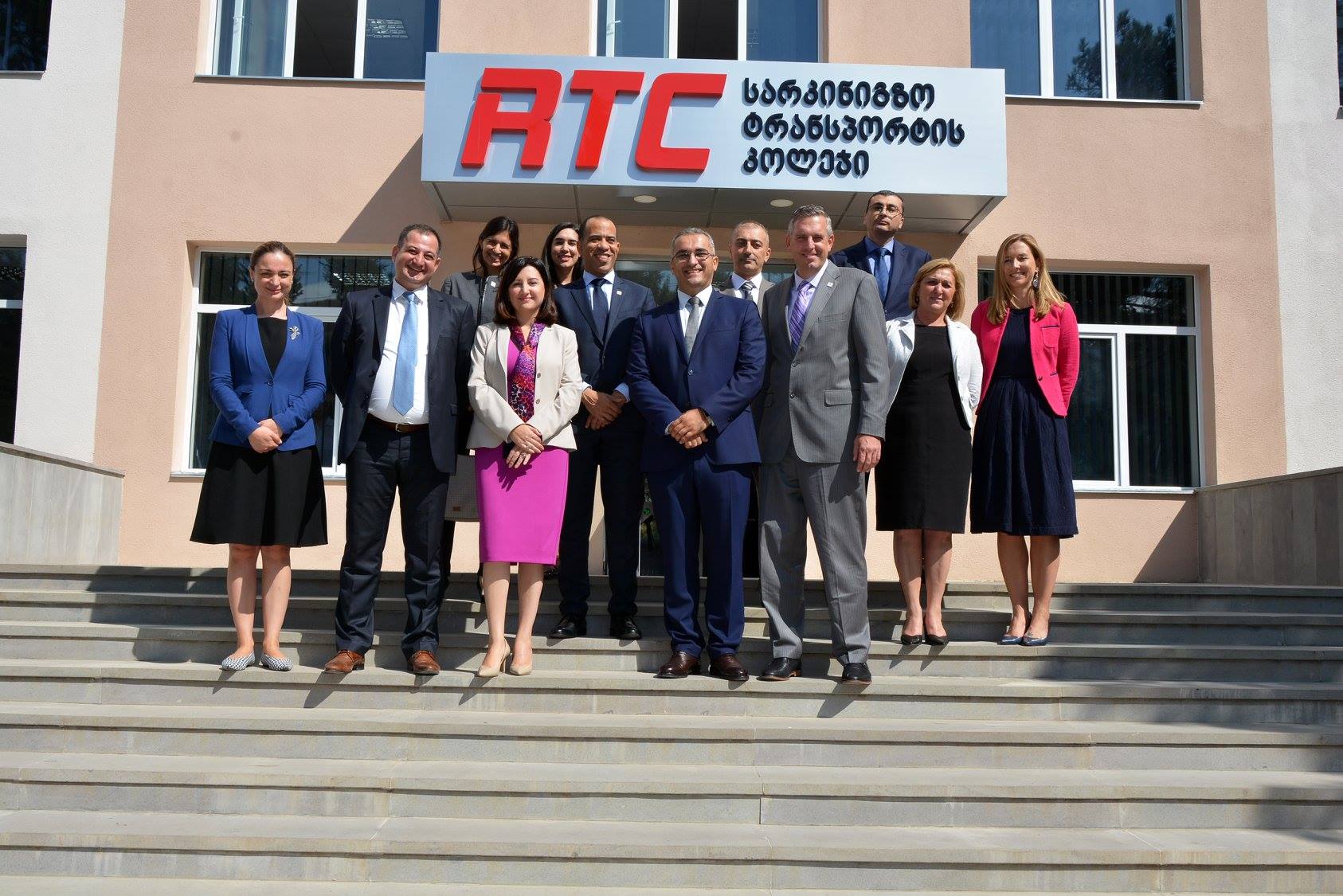 ათასწლეულის გამოწვევის კორპორაციის  აღმასრულებელი დირექტორის ვიზიტი  კოლეჯში