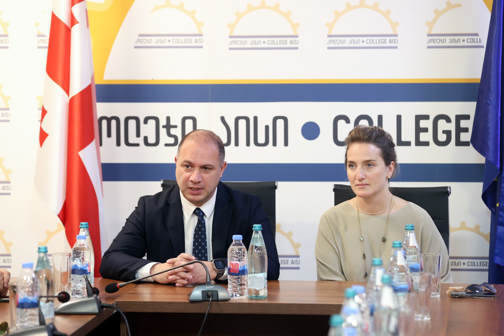 საქართველოს განათლების, მეცნიერებისა და ახალგაზრდობის მინისტრის შეხვედრა კოლეჯების დირექტორებთან