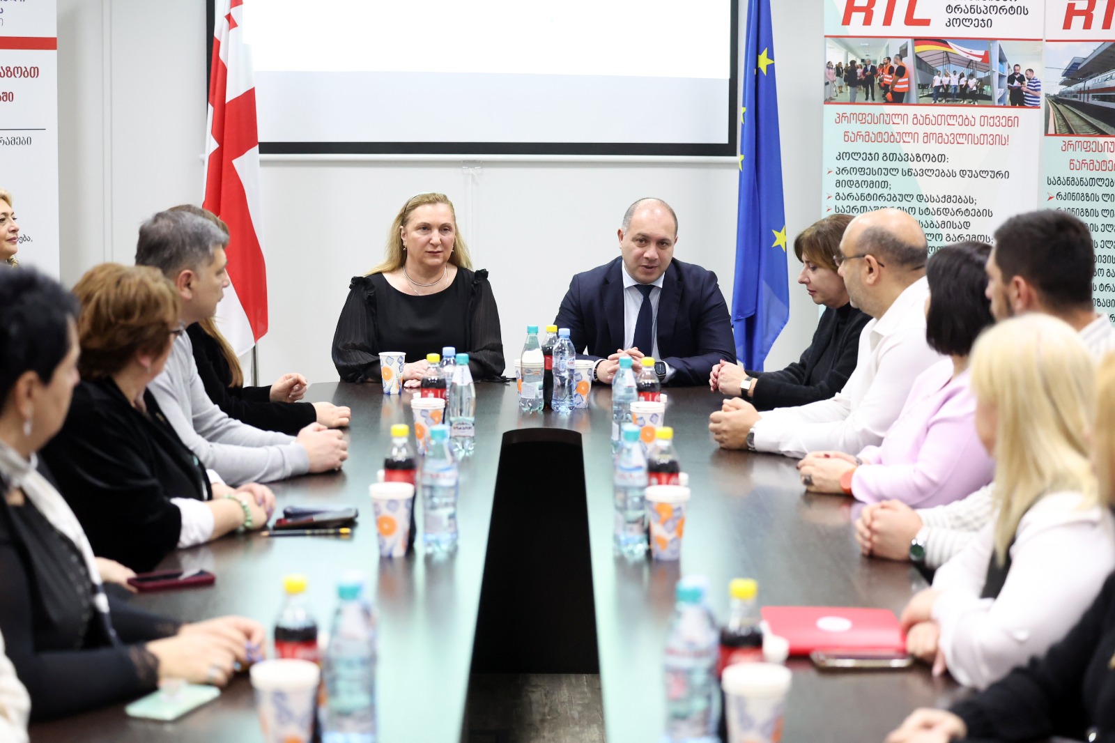 საქართველოს განათლების, მეცნიერებისა და ახალგაზრდობის მინისტრის ვიზიტი სარკინიგზო ტრანსპორტის კოლეჯში